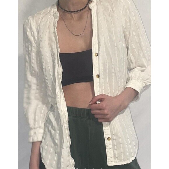 Anthropologie White Flowy Lightweight Blouse Size 10. LTOP708 - Picture 1 of 4